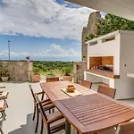 Beach Front Home In Plat * Sveti Mihovil