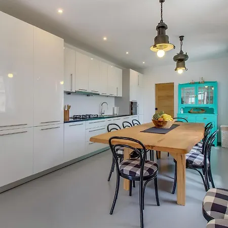 Beach Front Home In Plat *