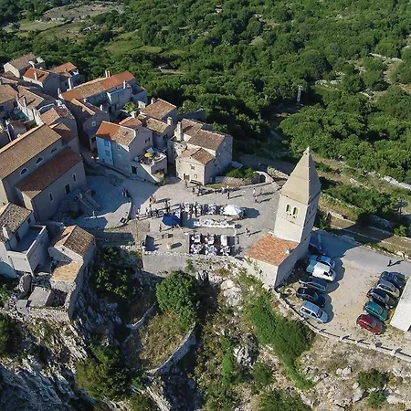 Beach Front Home In Plat * Sveti Mihovil