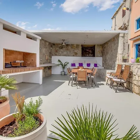 Beach Front Home In Plat *